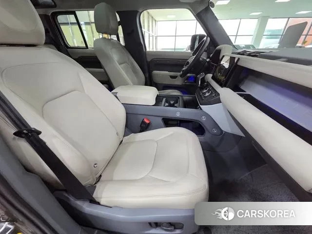 Land Rover Defender (L663) id 3410479 из Кореи 10