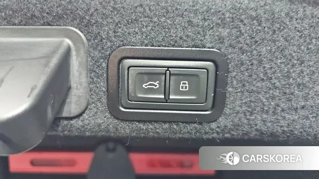 Audi New A6 id 3748652 из Кореи 10