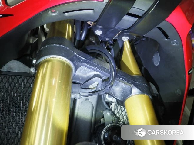 Honda CRF1000L AFRICA TWIN id 3948052 из Японии 10