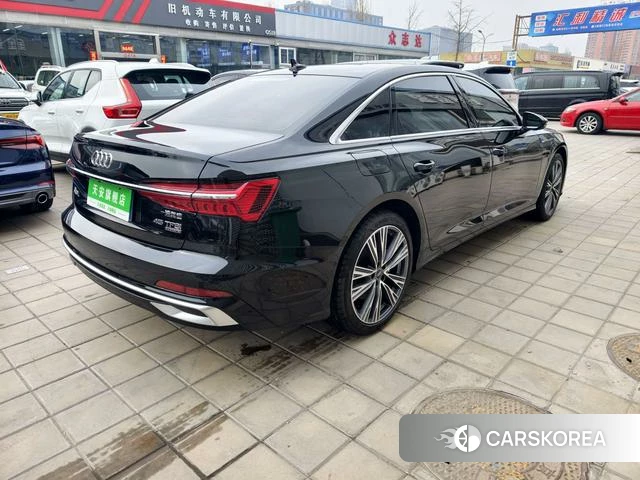Audi A6L id 4208608 из Китая 10