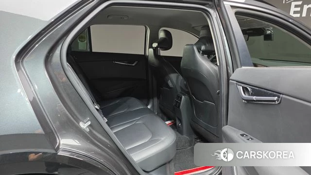 Kia Di Ol Nu Niro id 4585757 из Кореи 10
