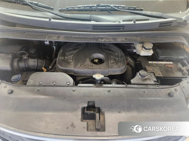 Hyundai The New Grand Starex id 4713353 из Кореи 10