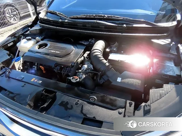 Kia Stonic id 3339415 из Кореи 10