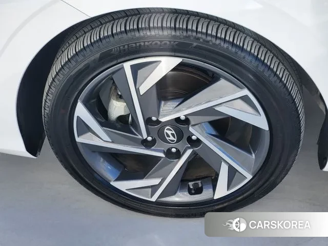 Hyundai The New Avante (CN7) id 3560653 из Кореи 10