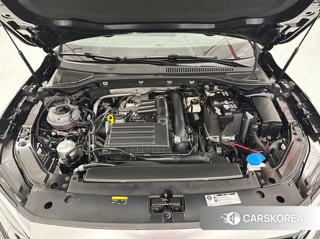 Volkswagen Passat id 4341653 из Китая 10