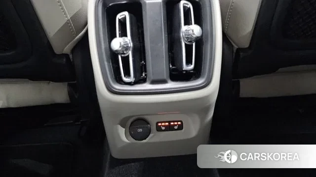 Volvo XC40 id 3294299 из Кореи 10