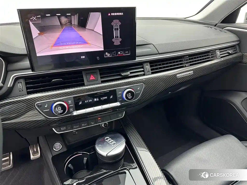 Audi A4L id 4600645 из Китая 10