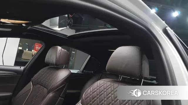 BMW 5 Series (G30) id 3587787 из Кореи 10