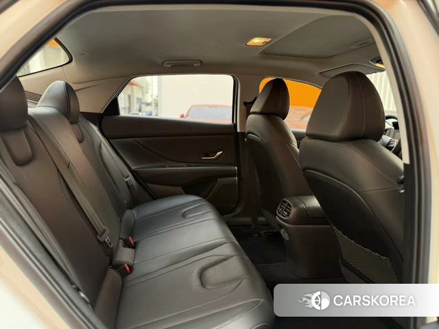 Hyundai Elantra id 4298083 из Китая 10