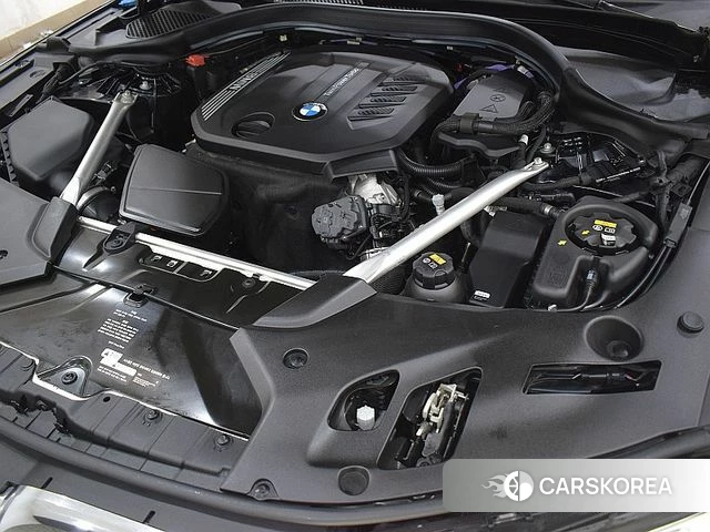 BMW 5 Series (G30) id 3866409 из Кореи 10