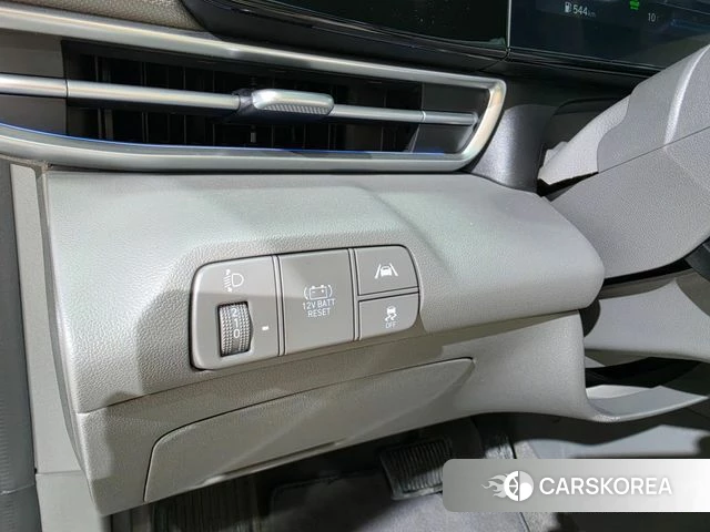 Hyundai Avante Hybrid (CN7) id 3799186 из Кореи 10