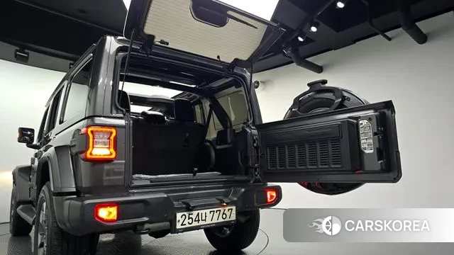 Jeep Wrangler (JL) id 2960204 из Кореи 10