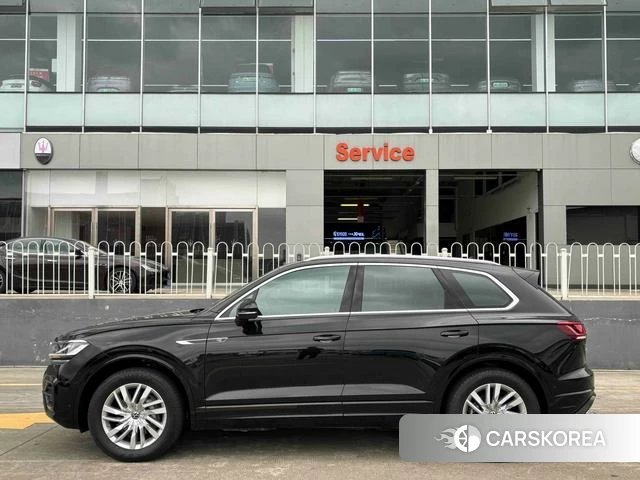 Volkswagen Touareg id 4261685 из Китая 10