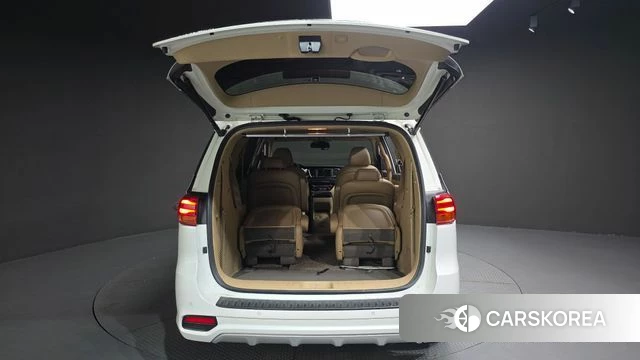 Kia The New Carnival id 4759943 из Кореи 10