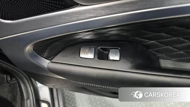 Genesis G70 id 3708798 из Кореи 10