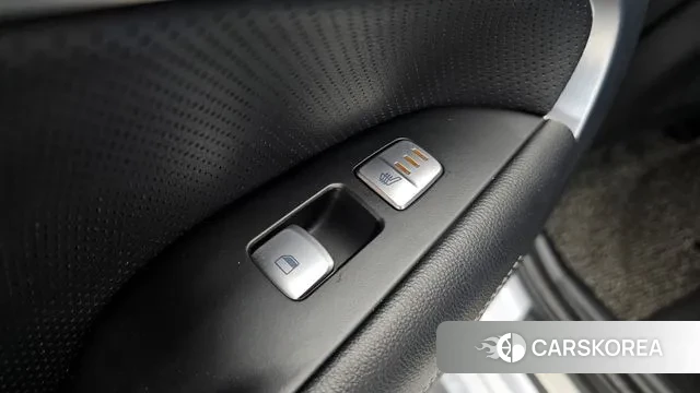 Genesis G70 id 3602007 из Кореи 10