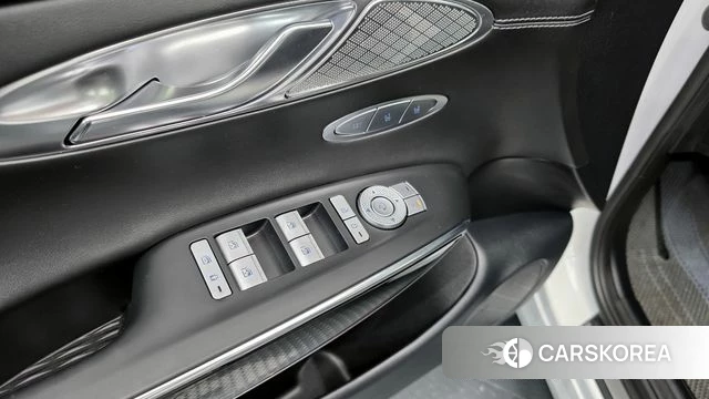 Genesis GV70 id 4231365 из Кореи 10