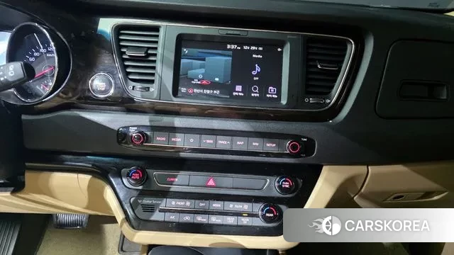 Kia The New Carnival id 3526214 из Кореи 10