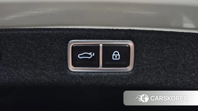 Hyundai Grandeur Hybrid (GN7) id 3696202 из Кореи 10