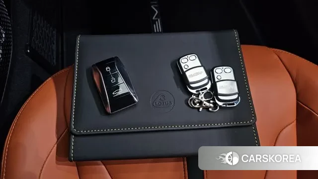 Lotus Emira id 3410188 из Кореи 10