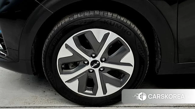 Kia Niro EV id 3910514 из Кореи 10