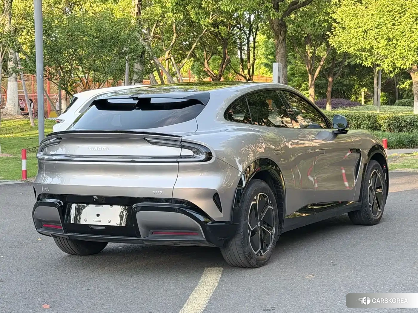 Xiaomi Car Xiaomi YU7 id 4539240 из Китая 10
