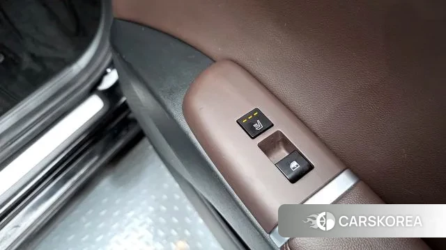 Hyundai Grandeur Hybrid (GN7) id 3310415 из Кореи 10