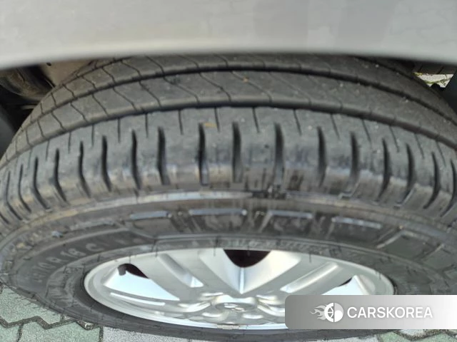 Hyundai The New Grand Starex id 3813291 из Кореи 10