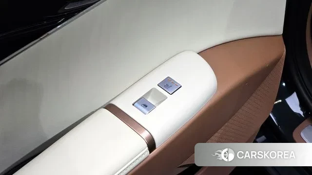 Hyundai Grandeur Hybrid (GN7) id 3426840 из Кореи 10