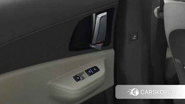 Kia The New Carnival 4th Generation id 4629836 из Кореи 10