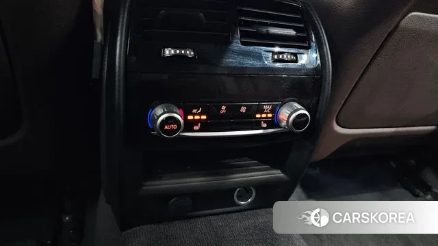 BMW 5 Series (G30) id 3779256 из Кореи 10