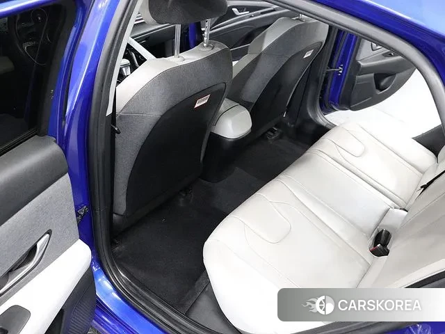 Hyundai Avante (CN7) id 3390799 из Кореи 10