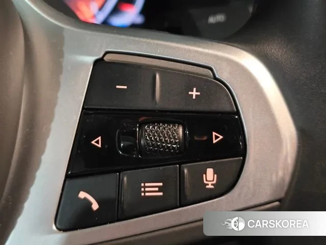 BMW 5 Series (G30) id 3517114 из Кореи 10