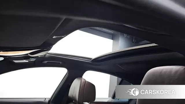 BMW 5 Series (G30) id 2891124 из Кореи 10