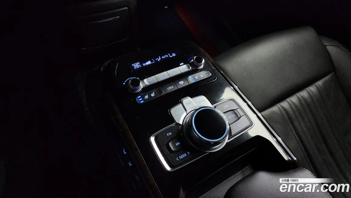 Genesis G90 id 1691123 из Кореи 10