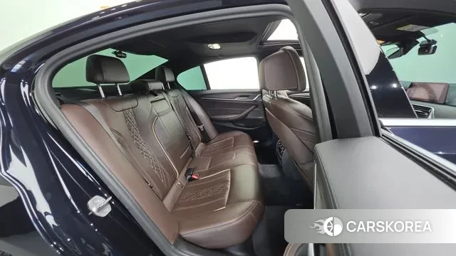 BMW 5 Series (G30) id 2976083 из Кореи 10