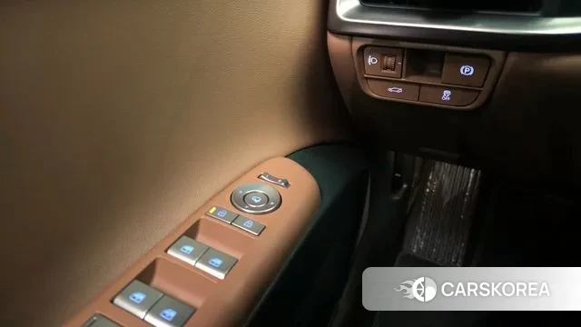 Hyundai Grandeur (GN7) id 3389078 из Кореи 10