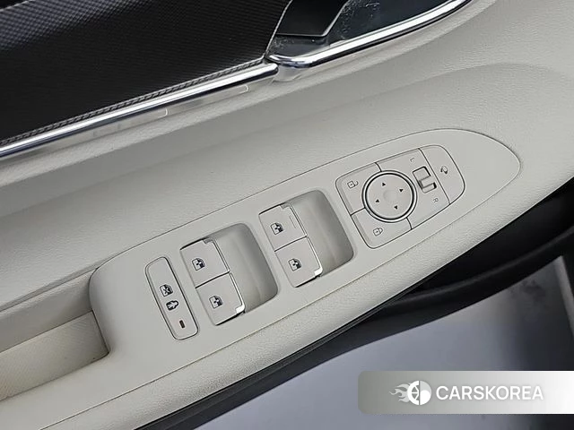 Hyundai The New Grandeur IG Hybrid id 4906388 из Кореи 10
