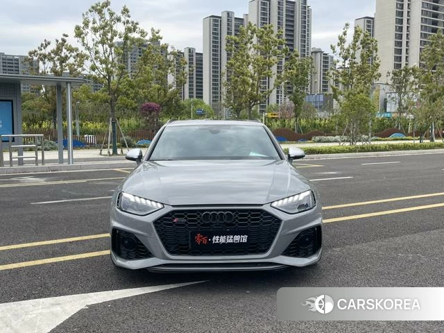 Audi RS 4 id 4241733 из Китая 10