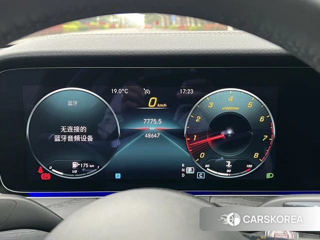 Mercedes-Benz E-class id 4209859 из Китая 10