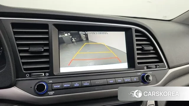 Hyundai Avante AD id 3656905 из Кореи 10