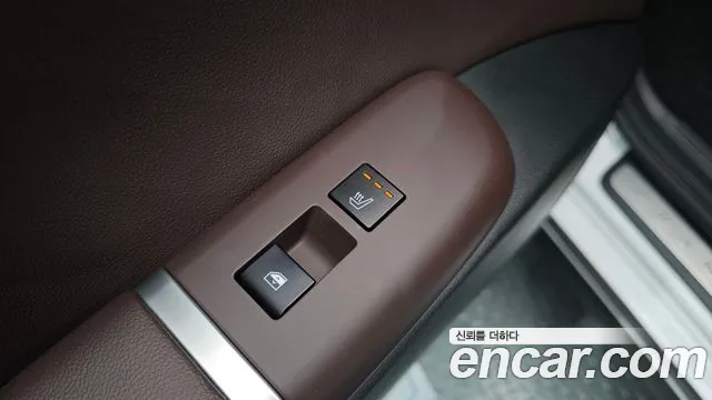 Hyundai Grandeur (GN7) id 2739805 из Кореи 10