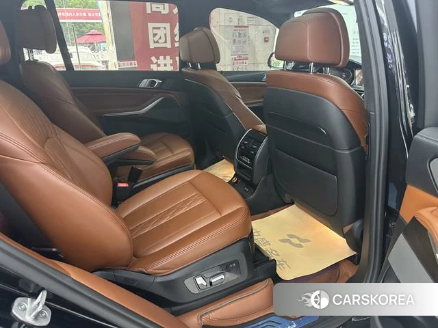 BMW X7 id 4366166 из Китая 10