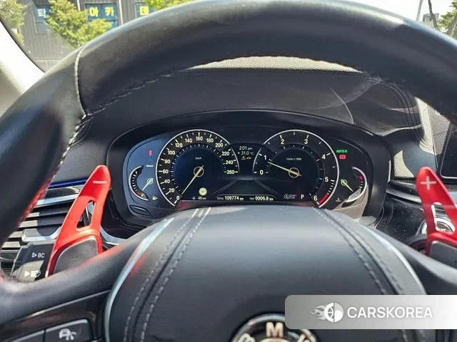 BMW 5 Series (G30) id 3489543 из Кореи 10