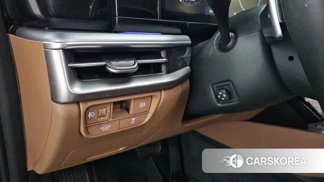 Hyundai Grandeur (GN7) id 3758453 из Кореи 10