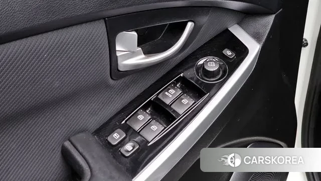 Ssangyong New Style Korando C id 3396952 из Кореи 10