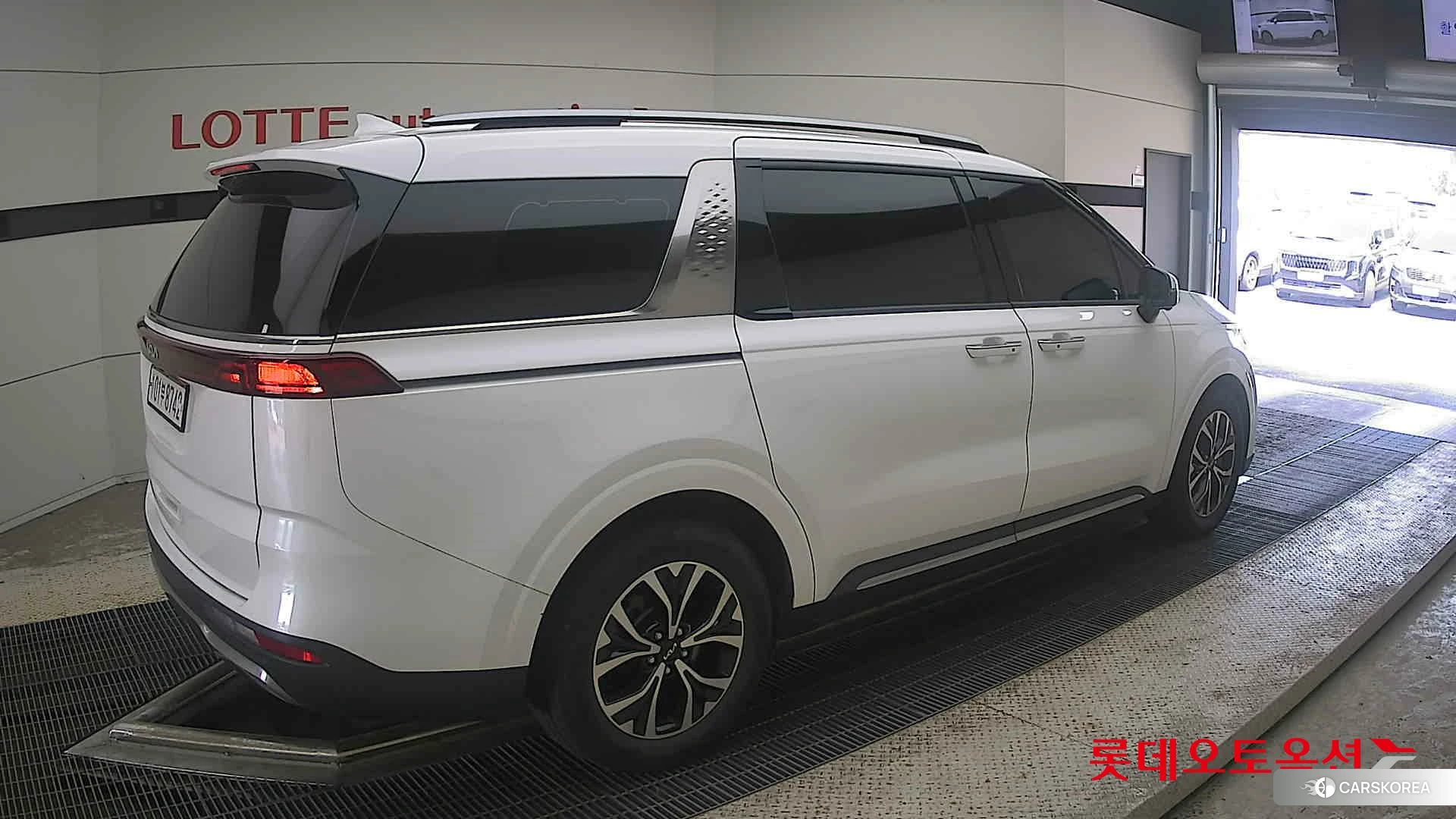 Kia Carnival id 4664344 из Кореи 10
