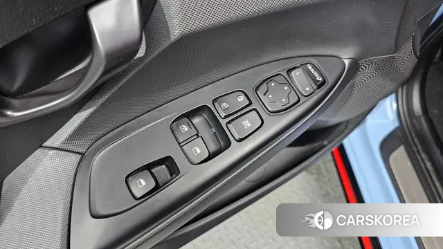 Hyundai Veloster (JS) id 3647197 из Кореи 10