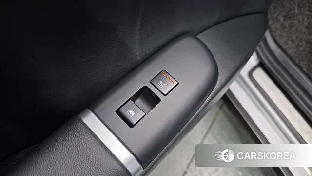 Hyundai Grandeur (GN7) id 2963815 из Кореи 10