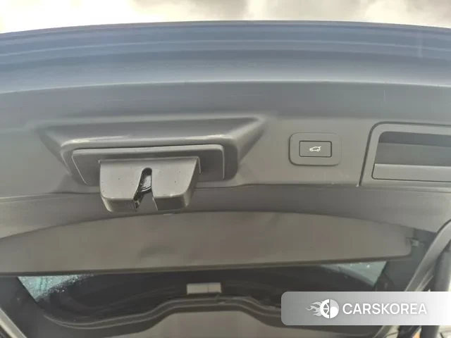 Land Rover Range Rover Velar id 3272397 из Кореи 10